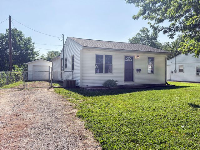 504 E 26th Street S, Newton, IA 50208