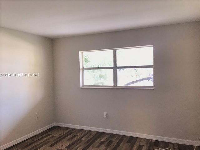 9355 Fontainebleau Blvd C105, Miami, FL 33172