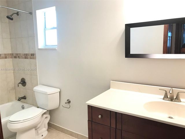 9355 Fontainebleau Blvd C105, Miami, FL 33172