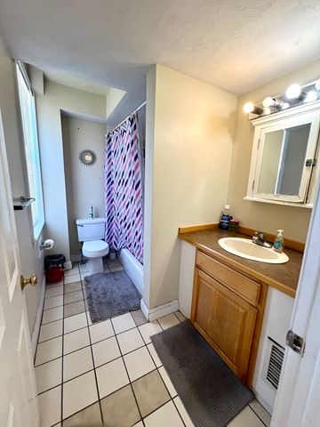 150 Sumner Street 1, Quincy, MA 02169
