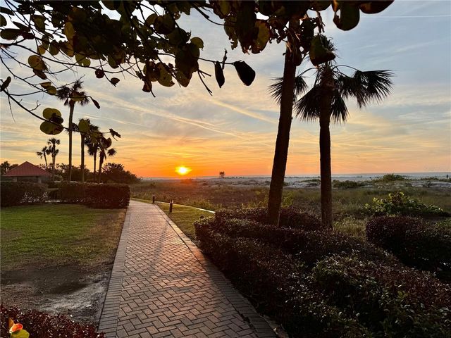 1290 GULF BOULEVARD 903, Clearwater Beach, FL 33767