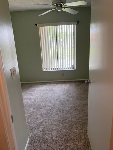 826 Sky Pine Way G2, Greenacres, FL 33415