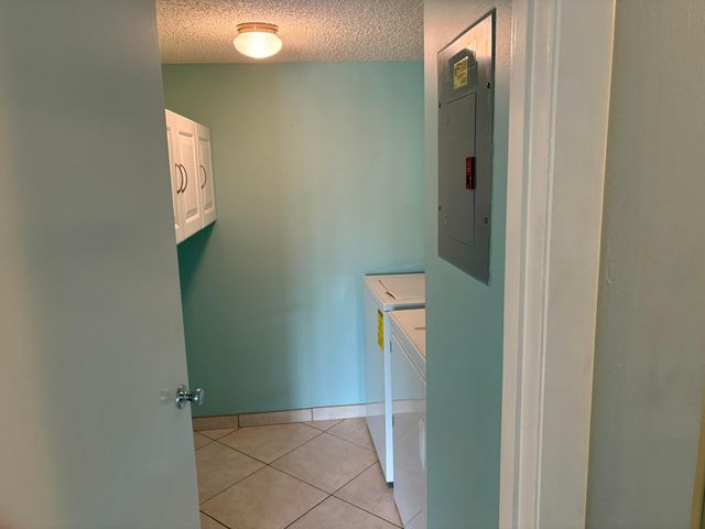826 Sky Pine Way G2, Greenacres, FL 33415