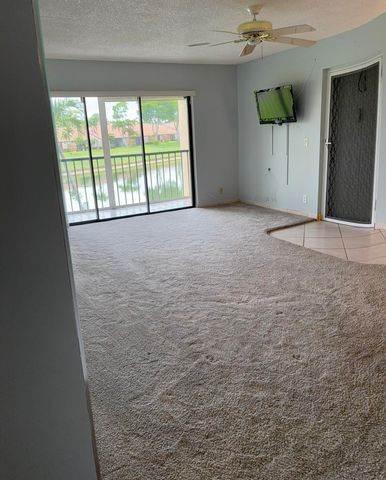 826 Sky Pine Way G2, Greenacres, FL 33415