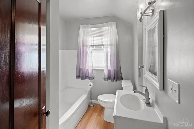 4207 Harding Avenue, Cheviot, OH 45211