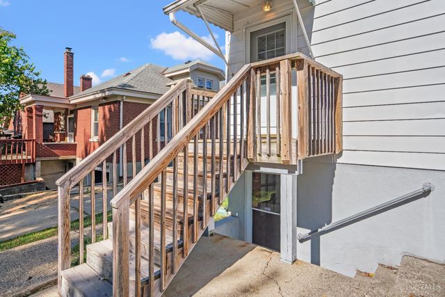 4207 Harding Avenue, Cheviot, OH 45211