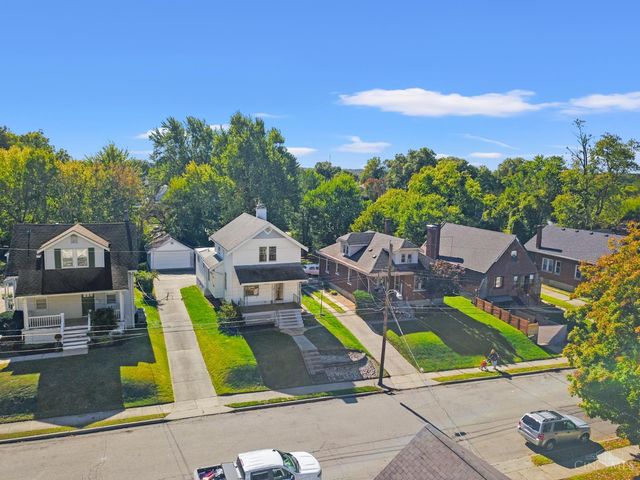 4207 Harding Avenue, Cheviot, OH 45211