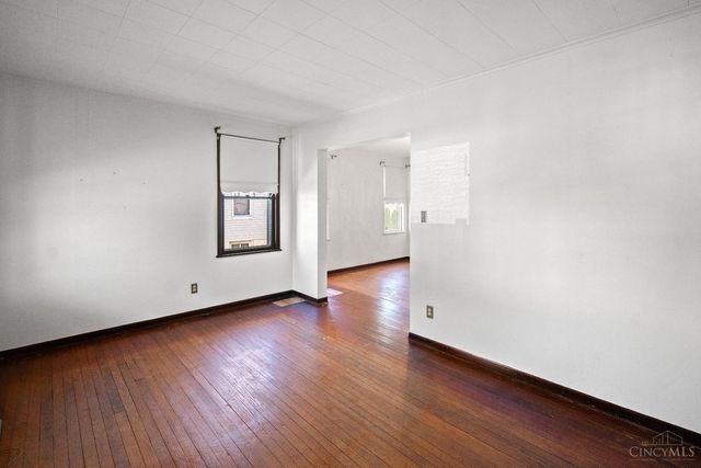 4207 Harding Avenue, Cheviot, OH 45211