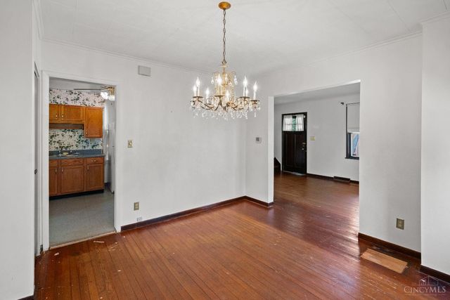 4207 Harding Avenue, Cheviot, OH 45211