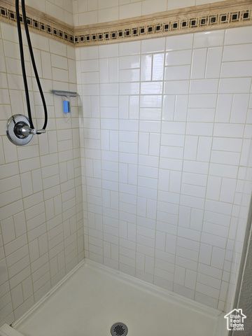 4442 N DROUBAY RD, Erda, UT 84074