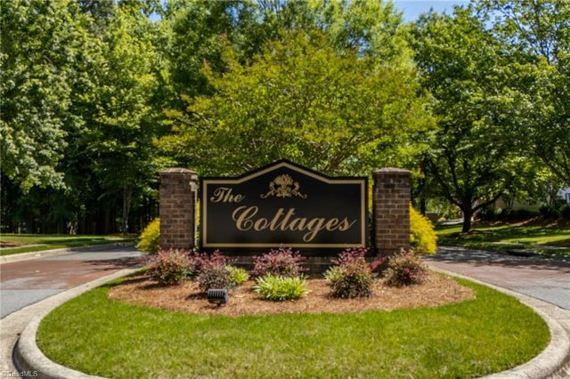 1724 Mirabeau Court, High Point, NC 27265