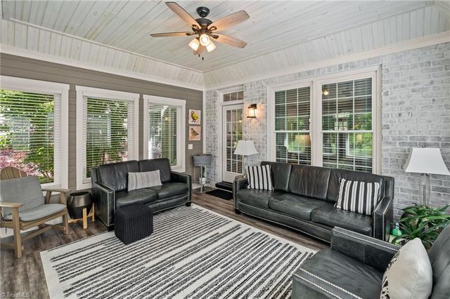 1724 Mirabeau Court, High Point, NC 27265