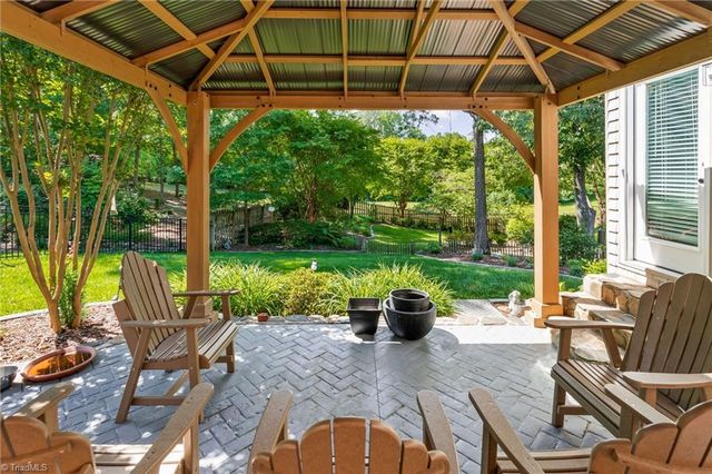 1724 Mirabeau Court, High Point, NC 27265