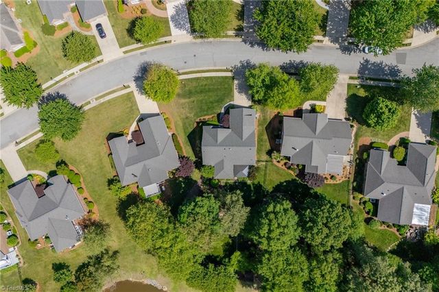 1724 Mirabeau Court, High Point, NC 27265