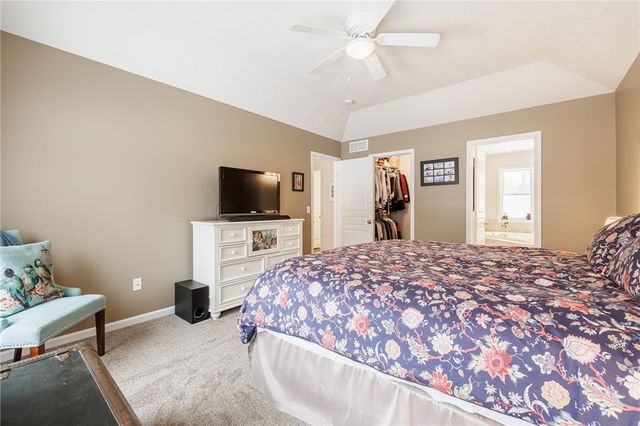 643 Kayloc Circle, Webster, NY 14580