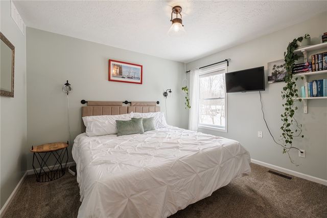 643 Kayloc Circle, Webster, NY 14580