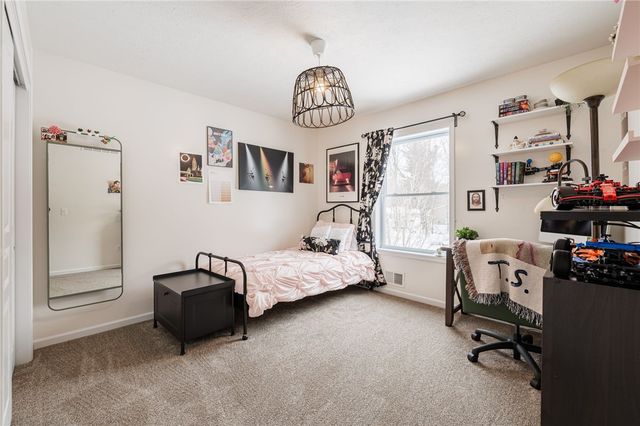 643 Kayloc Circle, Webster, NY 14580