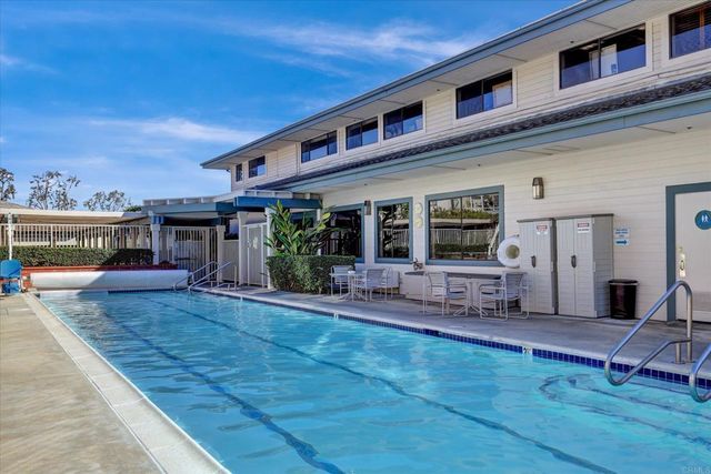 1682 Circa Del Lago A305, San Marcos, CA 92078
