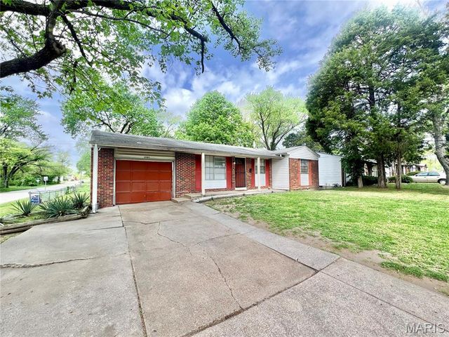 10201 Royal Drive, Unincorporated, MO 63136