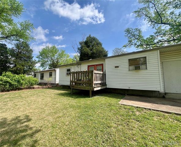 10201 Royal Drive, Unincorporated, MO 63136