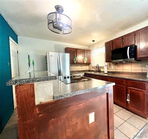 10201 Royal Drive, Unincorporated, MO 63136