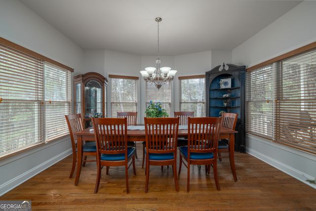 508 Crested Hawk Ridge, Canton, GA 30114