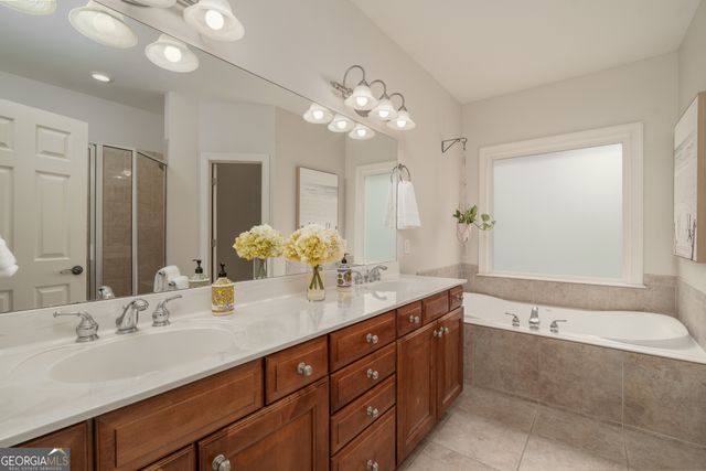 508 Crested Hawk Ridge, Canton, GA 30114