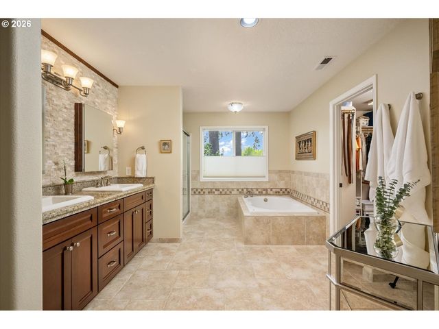 17460 Sw 108TH Pl, Tualatin, OR 97062