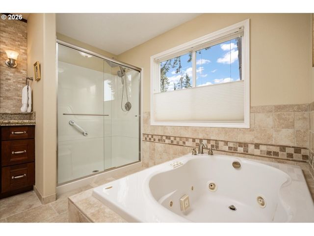 17460 Sw 108TH Pl, Tualatin, OR 97062