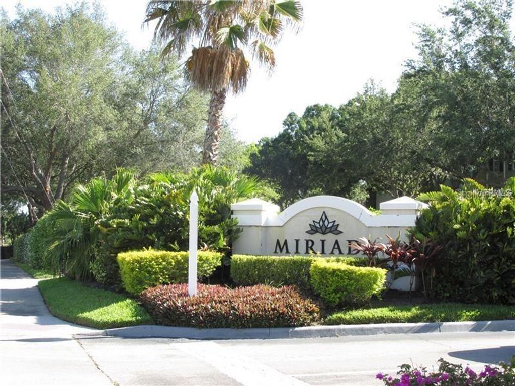2035 DIXIE BELLE DRIVE 2035O, Orlando, FL 32812