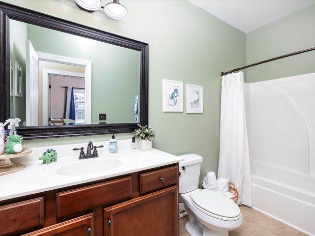 2731 Jasmine St, Lebanon, TN 37087