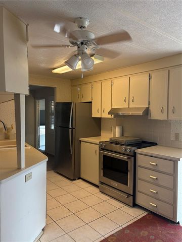 143 FOREST LANE 14, Safety Harbor, FL 34695