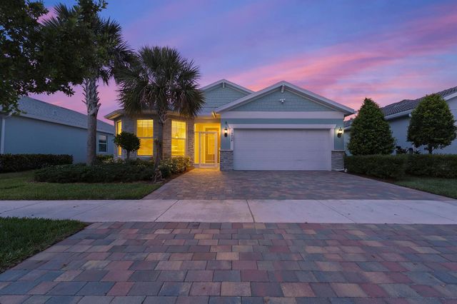 10454 SW Captiva Drive, Port St. Lucie, FL 34987