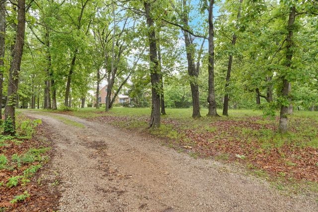 1088 Indian Grove Lane, Rogersville, MO 65742
