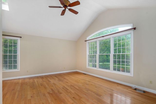1088 Indian Grove Lane, Rogersville, MO 65742