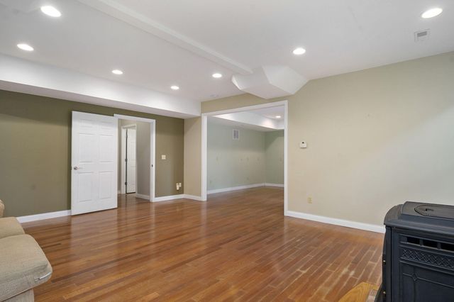 1088 Indian Grove Lane, Rogersville, MO 65742