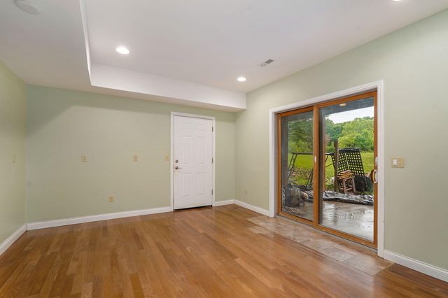 1088 Indian Grove Lane, Rogersville, MO 65742