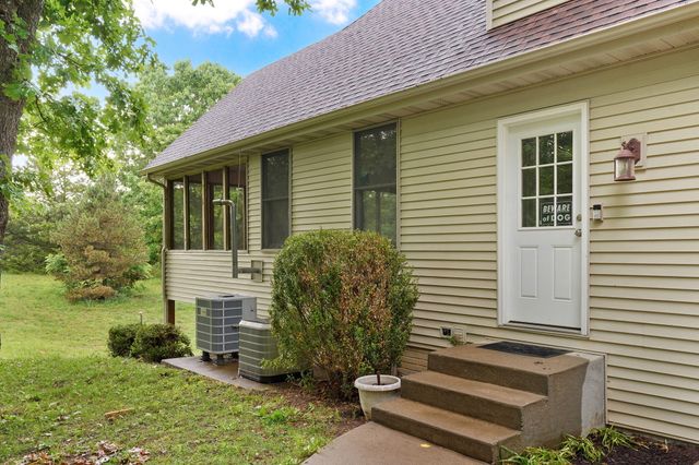 1088 Indian Grove Lane, Rogersville, MO 65742
