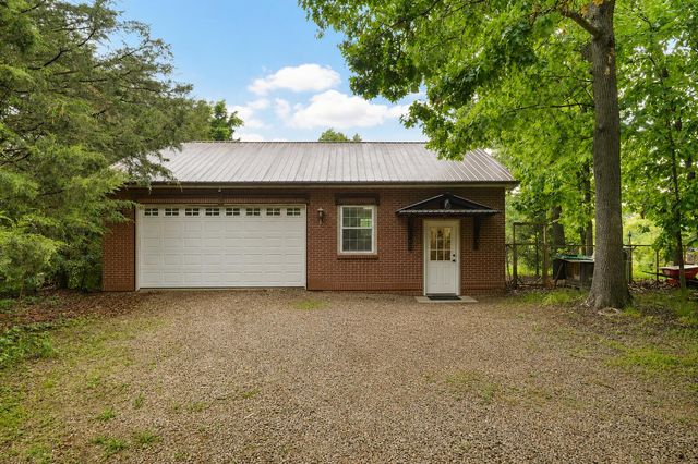 1088 Indian Grove Lane, Rogersville, MO 65742