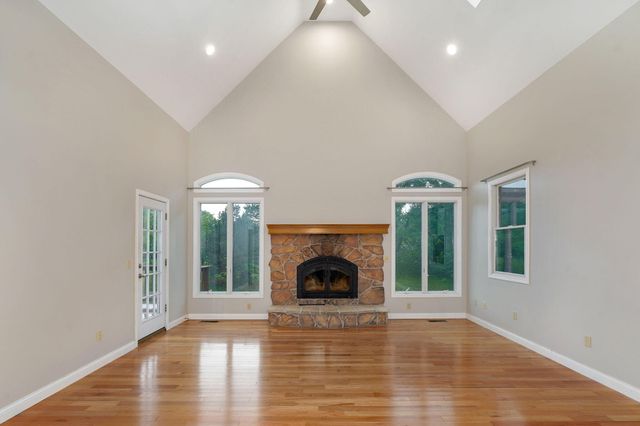 1088 Indian Grove Lane, Rogersville, MO 65742
