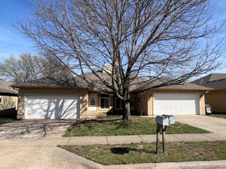 435-437 East Arrowhead Street, Springfield, MO 65807