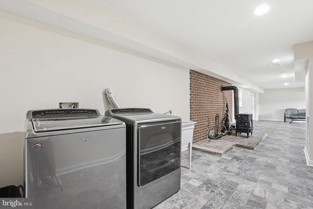 10606 RHOADS DR, Fredericksburg, VA 22407