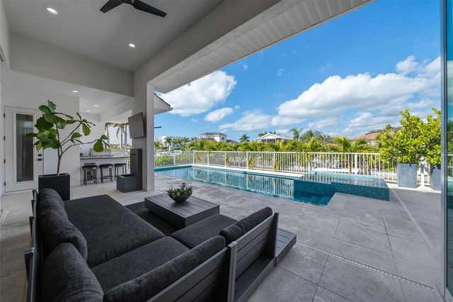 1643 STANFORD LANE, Sarasota, FL 34231