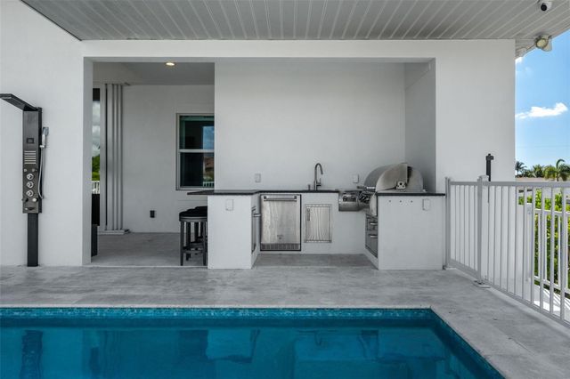 1643 STANFORD LANE, Sarasota, FL 34231