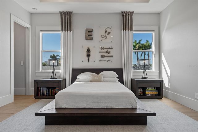 1643 STANFORD LANE, Sarasota, FL 34231