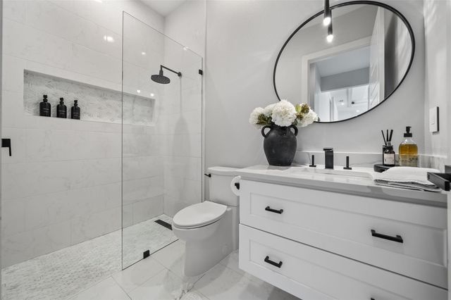 1643 STANFORD LANE, Sarasota, FL 34231