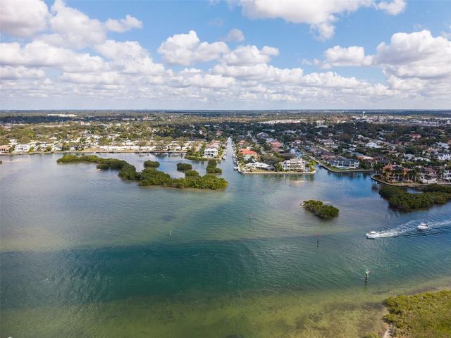 1643 STANFORD LANE, Sarasota, FL 34231