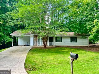 3 Log Court, Newnan, GA 30265