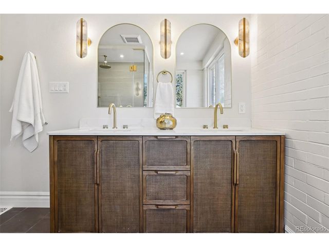 851 S Washington St, Denver, CO 80209