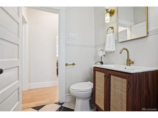 851 S Washington St, Denver, CO 80209